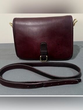 Vintage Coach Standard Saddle Bag Burgundy - 9590